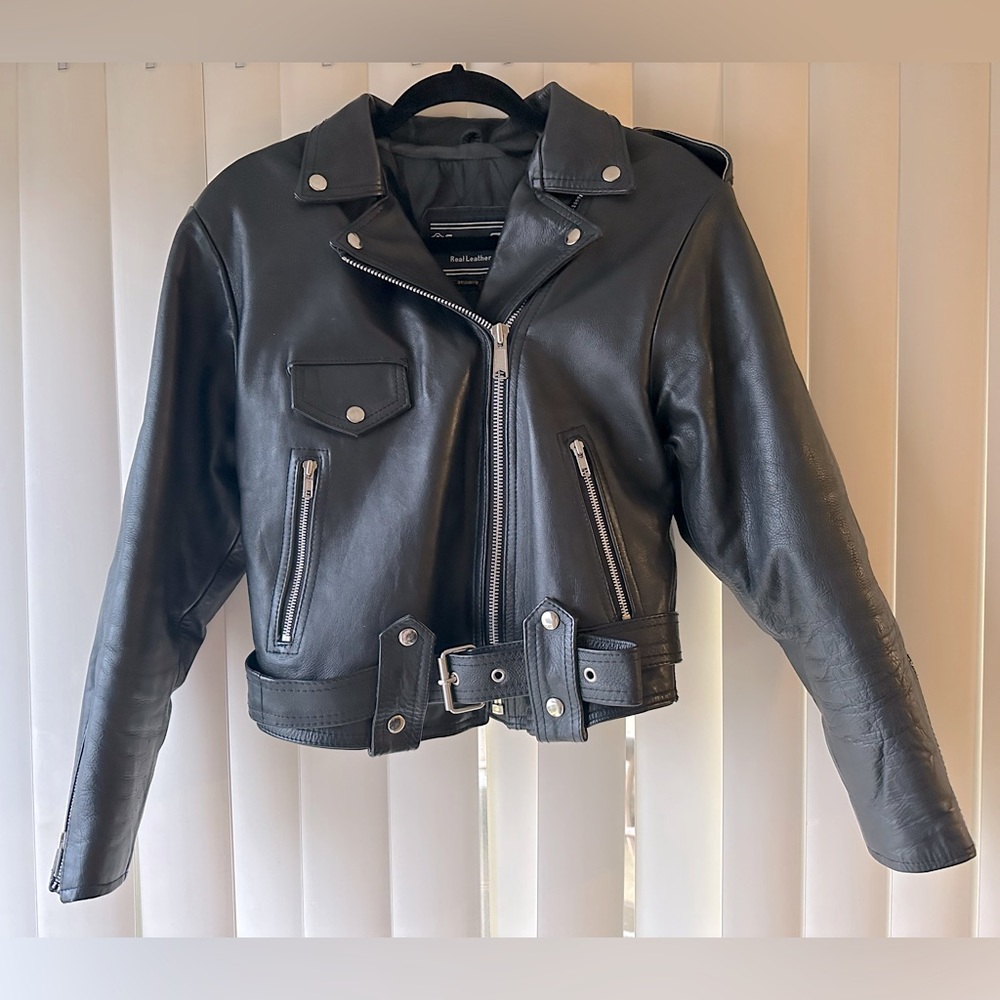 LEATHER MOTO JACKET, AUTHENTIC, MOTORCYCLE, FULLY LINED & INSULATED, SIZE M